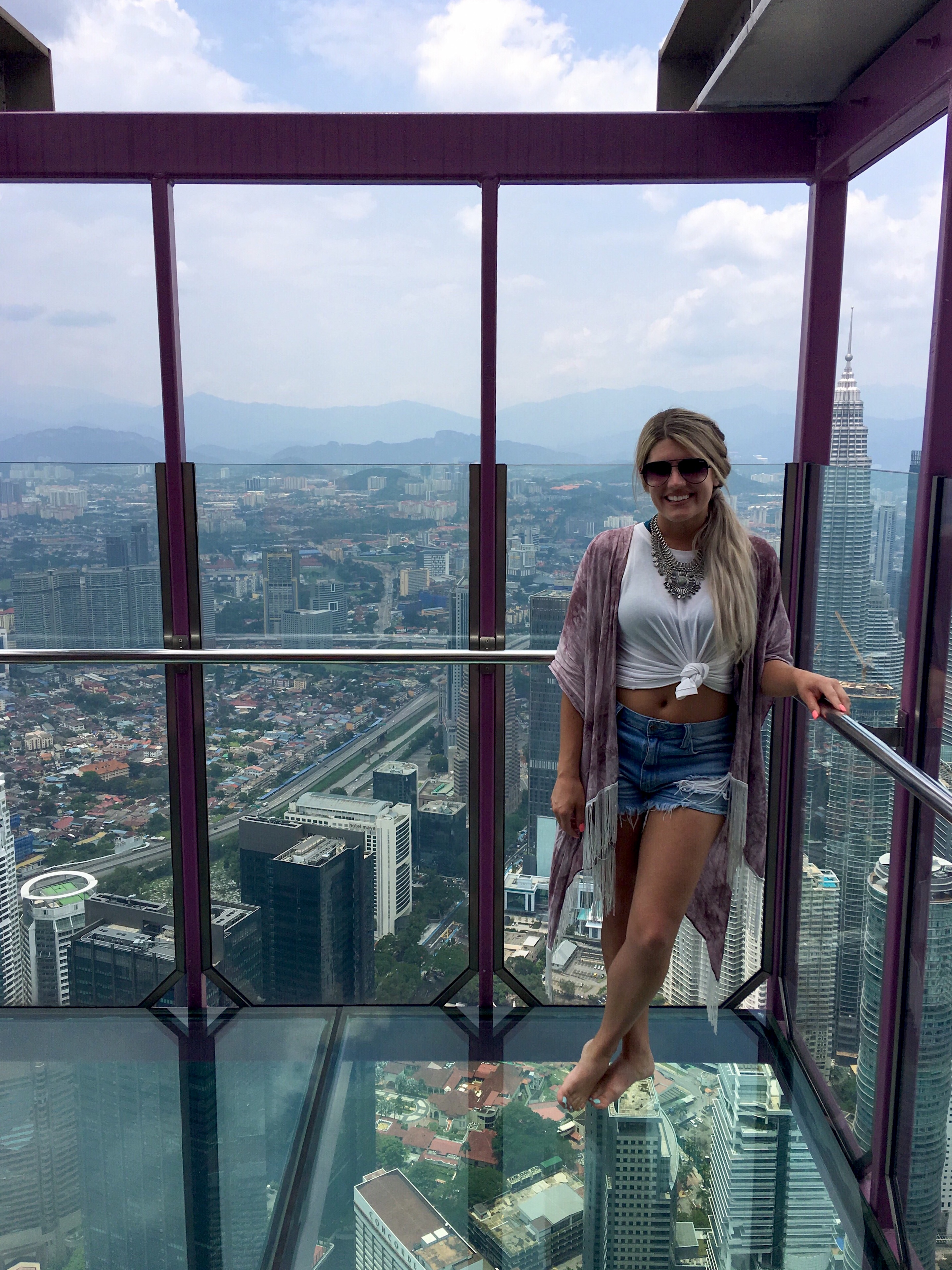 FFF0EF7C-5DA1-4088-AE52-66D01AD07B58